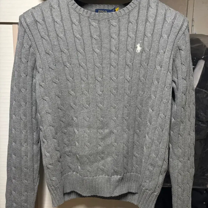 [SOLD OUT] 큐알정품) 폴로 여성용 케이블 니트 팝니다