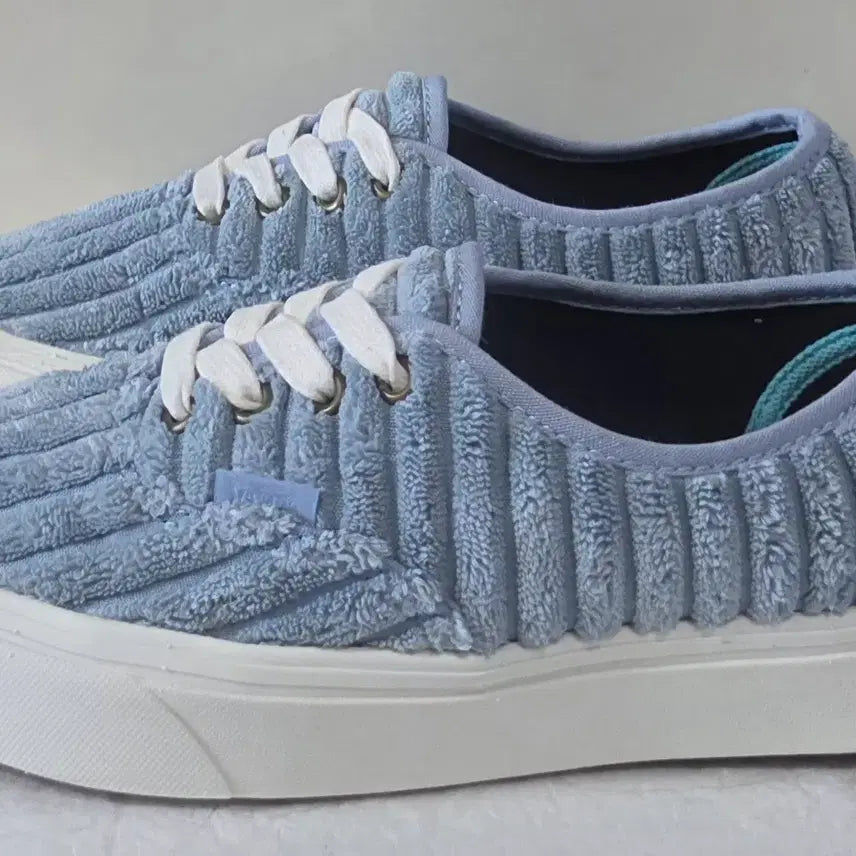 [BUNJANG] Vans ComfyCush Authentic Jumbo Corduroy Light Blue / [240] 반스 컴피쿠시 어센틱 점보 코듀로이 라이트블루ㅡ단종매물,최저가