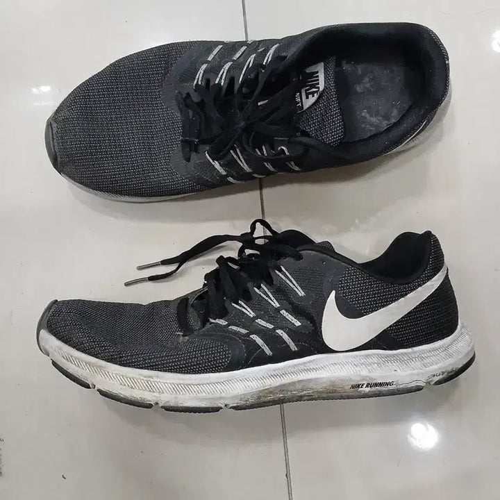 [BUNJANG] Nike Run Swift Slim 290 Running Shoes / 나이키  RUN SWIF 슬림290 러닝 운동화 중고 낡고 헤짐 막신발