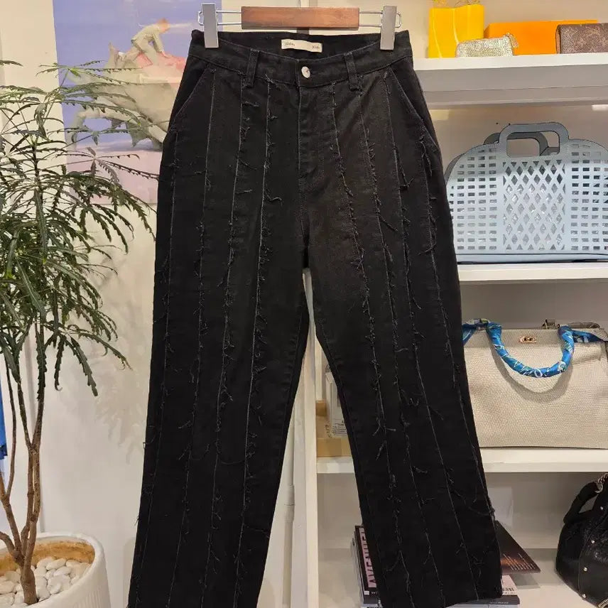 [BUNJANG] Matinkim Cutting Fringe Black Jeans S / 마땡킴 컷팅 프린지 블랙진 S