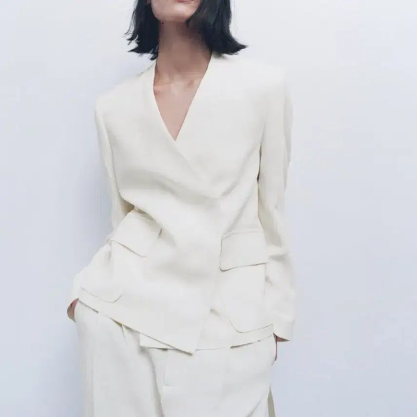 [SOLD OUT] 새상품) 자라 zara 린넨 블랜드 벨티드 블레이저 화이트 자켓 L