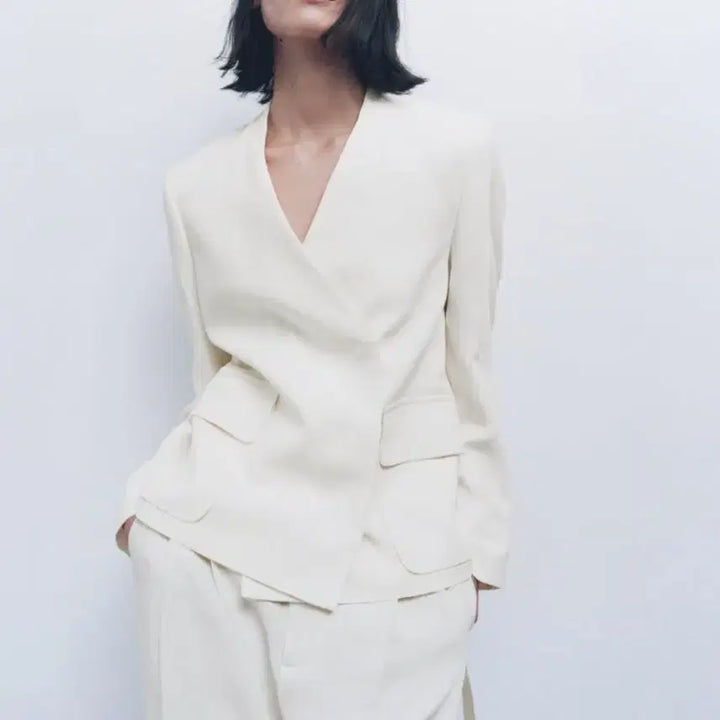 [SOLD OUT] 새상품) 자라 zara 린넨 블랜드 벨티드 블레이저 화이트 자켓 L