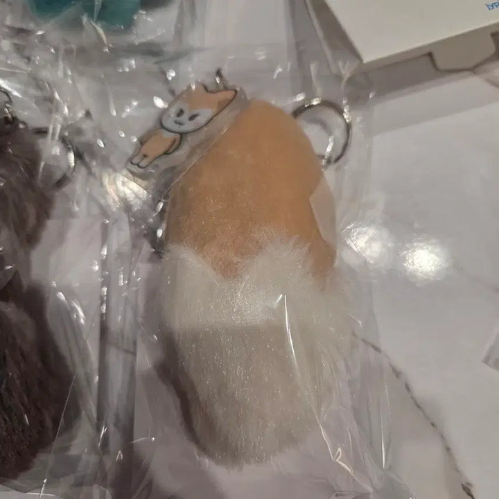 [BUNJANG] ITZY ChaeRyeong Twinzy Tail Keyring / itzy twinzy 채령 꼬리 키링(새상품)