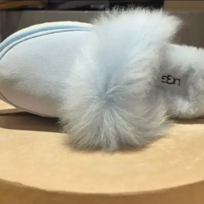 [BUNJANG] UGG Sky Blue Platform Slippers / UGG 어그 스카이블루 플랫폼 슬리퍼