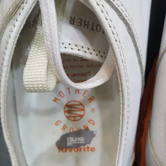 [BUNJANG] Motherground White &amp; Orange Sneakers / 마더그라운드 스니커즈
