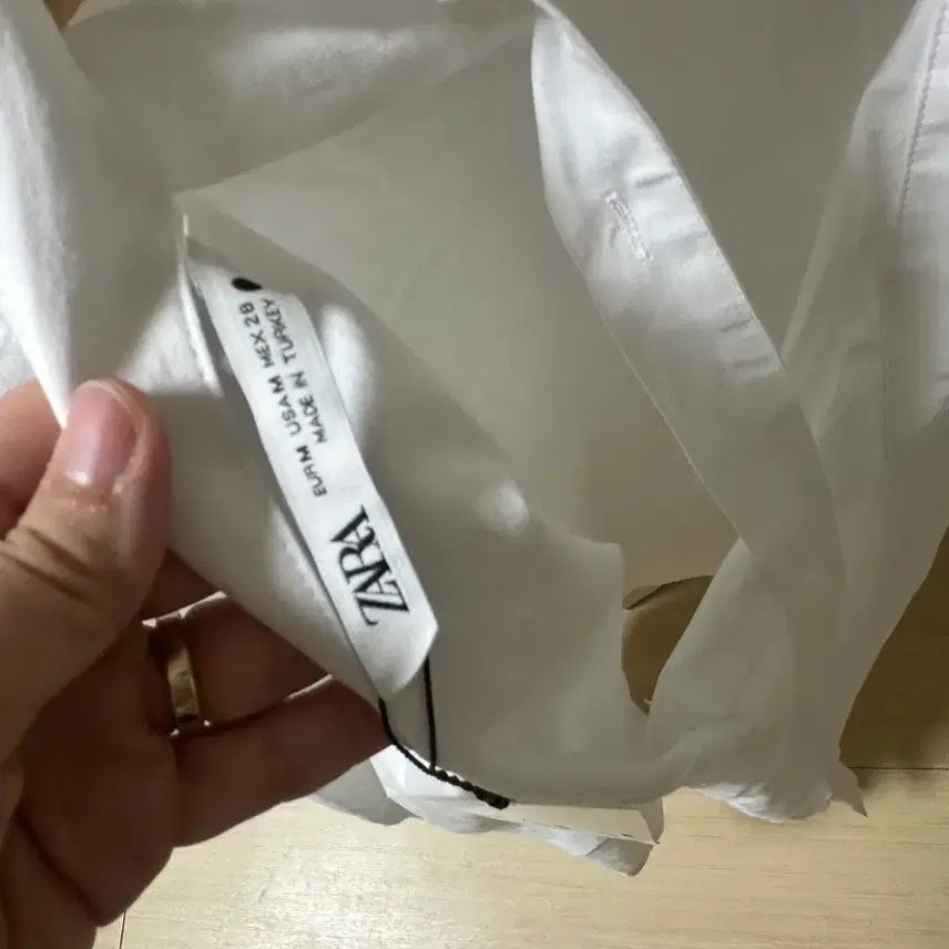 [BUNJANG] Zara White Shirt / 화이트 셔츠 자라