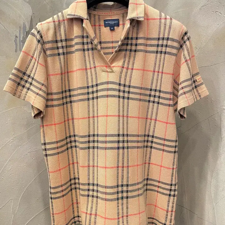 [SOLD OUT] 버버리 노바체크 카라티 66