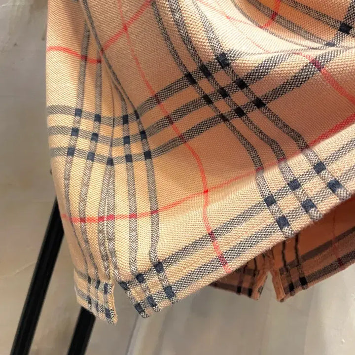 [SOLD OUT] 버버리 노바체크 카라티 66