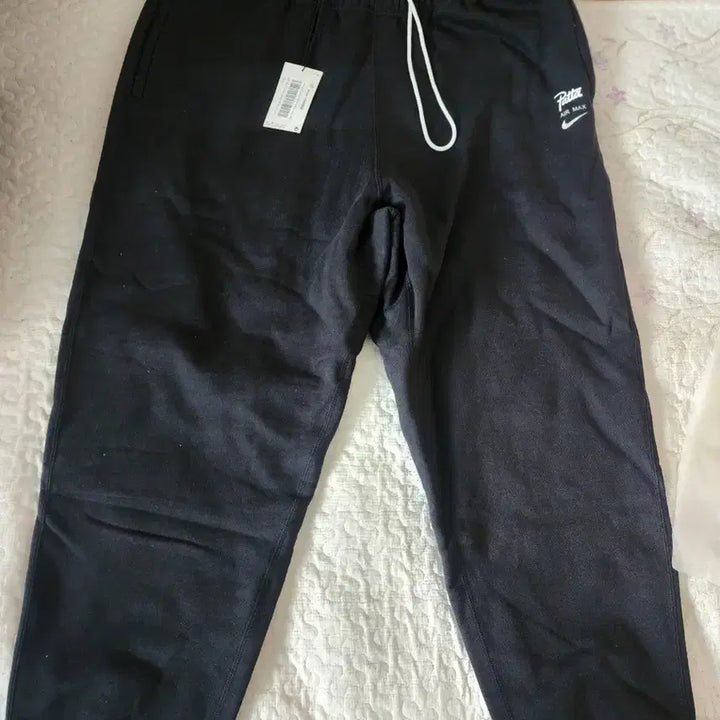 [BUNJANG] Nike x Patta Wave Five Jogging Pants Black (XXL) / 나이키 x 파타 웨이브 파이브 조깅 팬츠 블랙(XXL 사이즈)