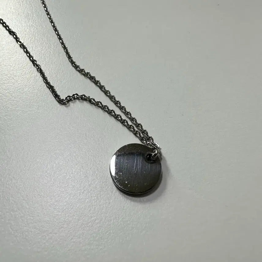 [SOLD OUT] 원형 팬던트 목걸이