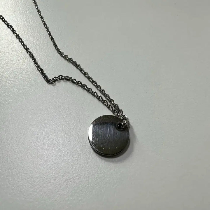 [SOLD OUT] 원형 팬던트 목걸이