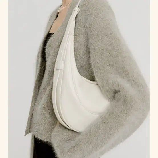 [BUNJANG] Elbategev Ostra Mini Bag / 엘바테게브 오스트라백 Elbategev Ostra Mini Bag