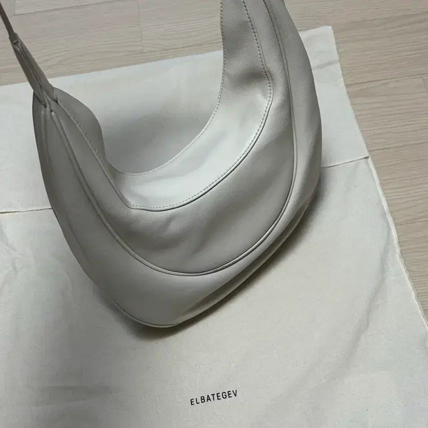 [BUNJANG] Elbategev Ostra Mini Bag / 엘바테게브 오스트라백 Elbategev Ostra Mini Bag