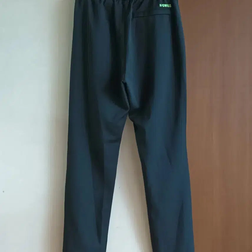 [BUNJANG] K-Swiss Training Suit Set (Size 100) / K-Swiss 트레이닝복 세트 100