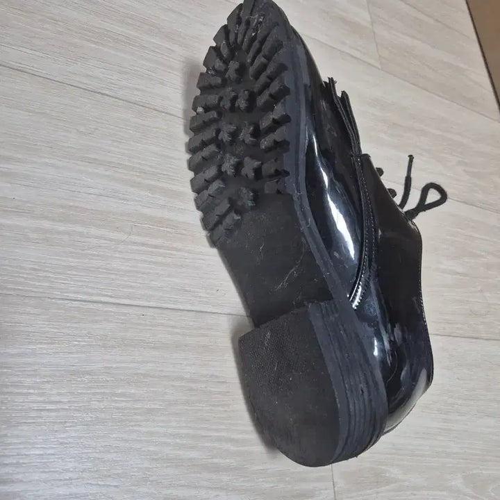 [BUNJANG] Black Enamel Oxford Shoes / 검정색 에나멜 옥스포드화
