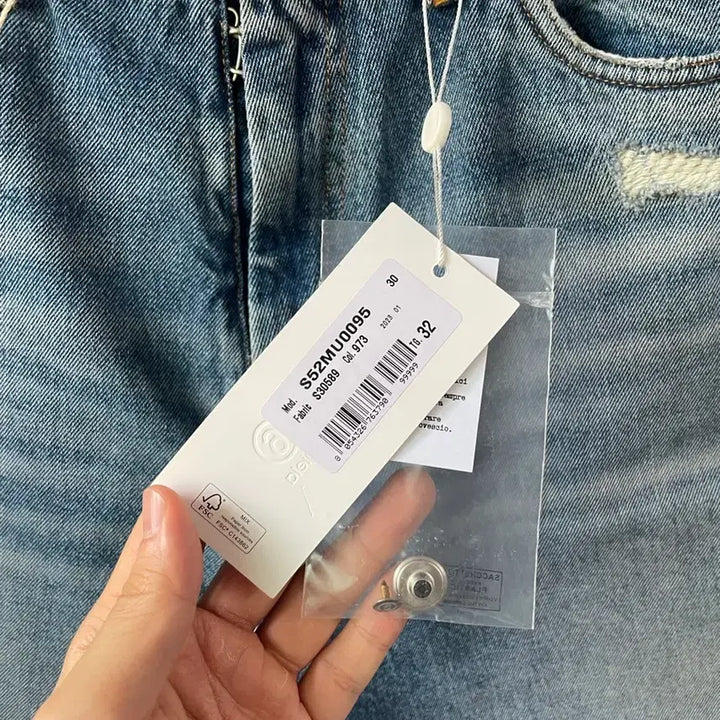 [SOLD OUT] [32] MM6 메종 마르지엘라 데님 버뮤다 쇼츠 새제품