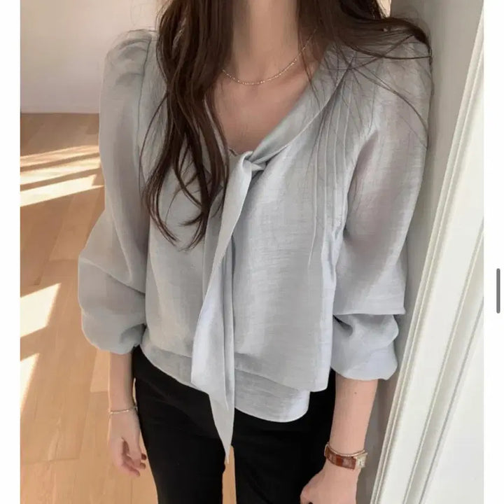[SOLD OUT] 프리티영띵 로제 타이블라우스 소라
