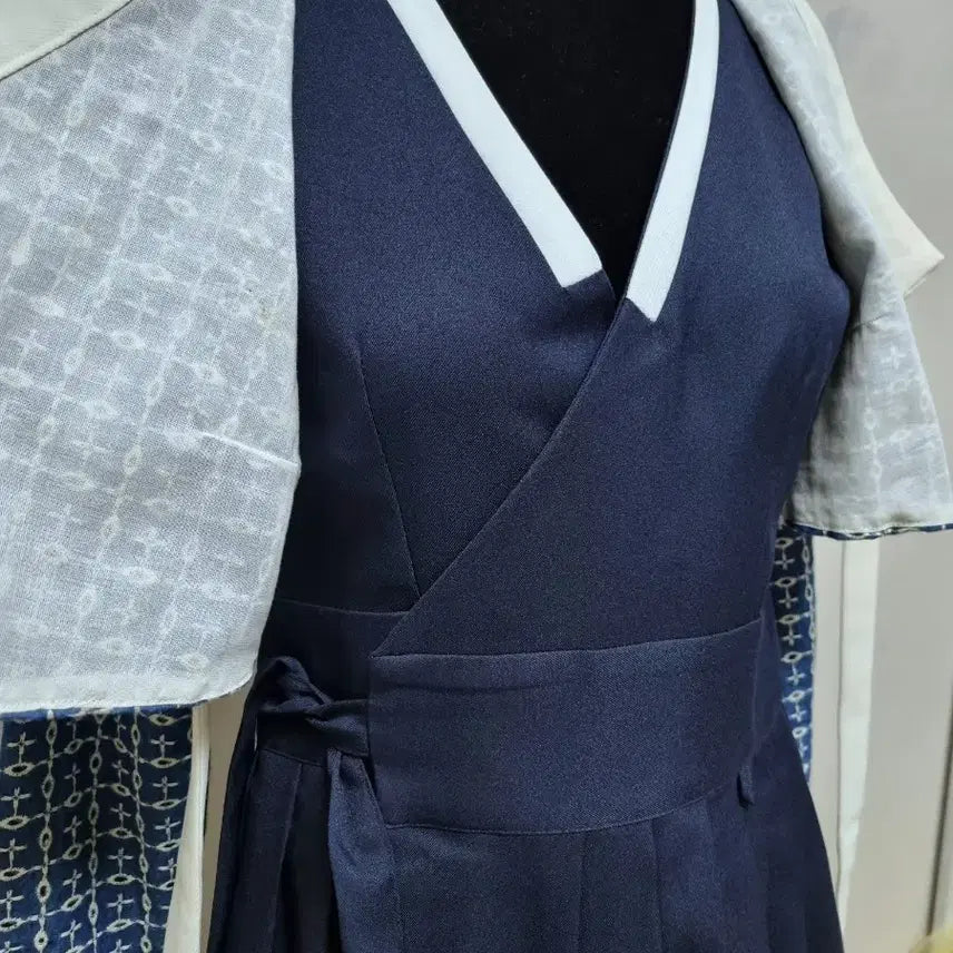 [BUNJANG] Life Hanbok Navy Long Dress / 교신 생활한복 개량한복 (하객룩 피로연 상견례 예복 철릭 원피스