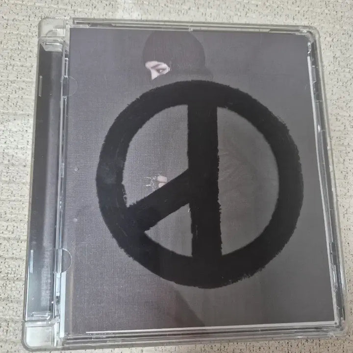 [SOLD OUT] 빅뱅 지드래곤 2집 CD 블랙버전 개봉