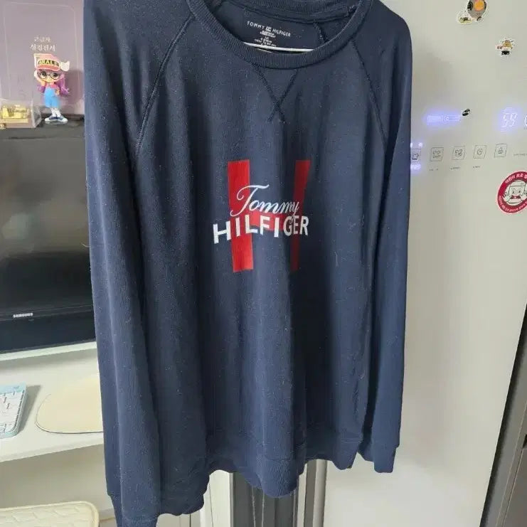 [SOLD OUT] 타미힐피거 네이비 맨투맨 티셔츠