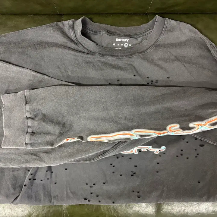 [SOLD OUT] 세티스파이 오클리 롱슬리브 라지