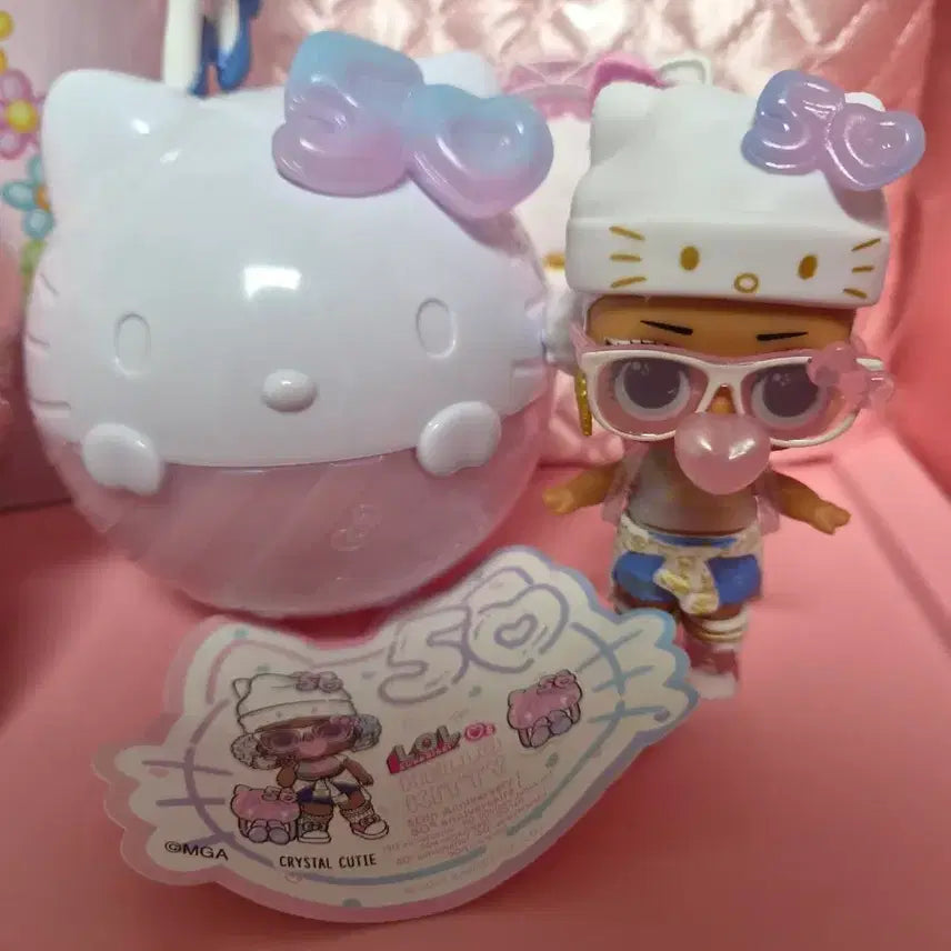 [BUNJANG] LOL Surprise Hello Kitty 50th Anniversary Limited Collaboration Figure / LOL 서프라이즈 러브 헬로키티 50주년 한정 콜라보 피규어
