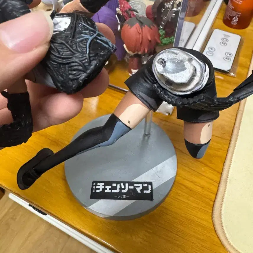 [BUNJANG] Chain saw Man Re-painted Figure / 체인소맨 밤 피규어 리페인트 제일복권 b상