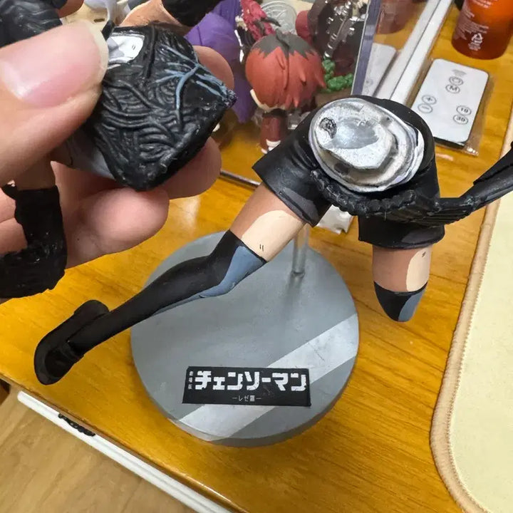 [BUNJANG] Chain saw Man Re-painted Figure / 체인소맨 밤 피규어 리페인트 제일복권 b상