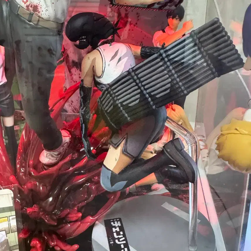 [BUNJANG] Chain saw Man Re-painted Figure / 체인소맨 밤 피규어 리페인트 제일복권 b상
