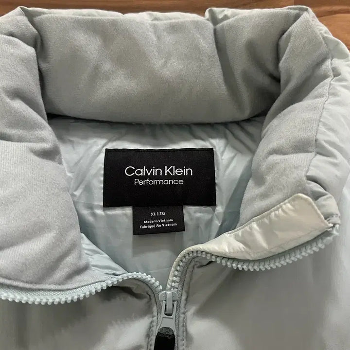 [BUNJANG] Calvin Klein Performance Padded Jacket XL Mint / 캘빈클라인 퍼포먼스 패딩 XL 민트