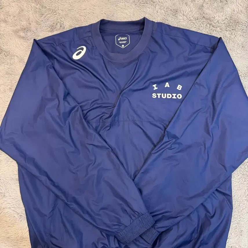[BUNJANG] IAB Studio x ASICS Navy Woven Shirt / IAB x 아식스 네이비 우븐 셔츠