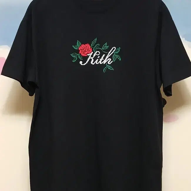 [BUNJANG] Kith Script Needlepoint Short Sleeve T-Shirt Black (M) / (M) KITH 키스 스크립 니들포이트 반팔티