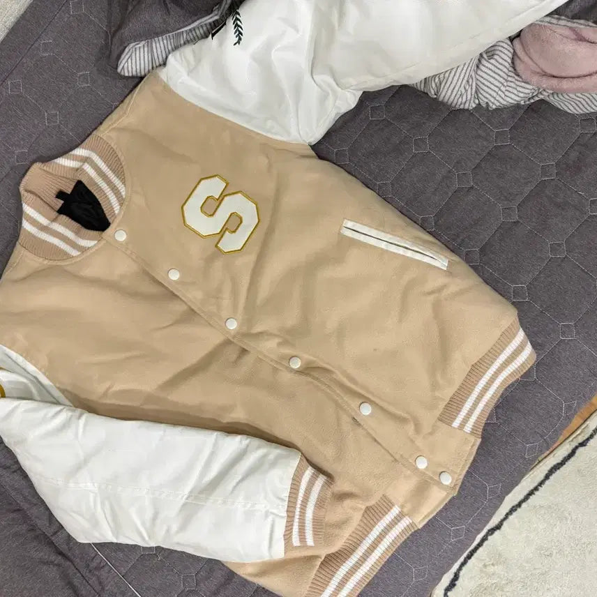 [SOLD OUT] 성균관대 융합생명공학과 과잠 학잠 베이지