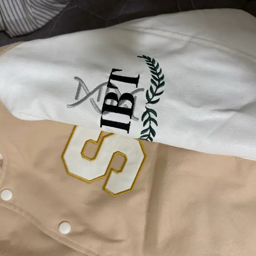 [SOLD OUT] 성균관대 융합생명공학과 과잠 학잠 베이지