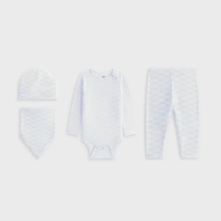 [BUNJANG] KITH Baby Monogram Gift Set (Sterling Blue) / KITH 베이비 모노그램 기프트 세트  (스털링 블루)