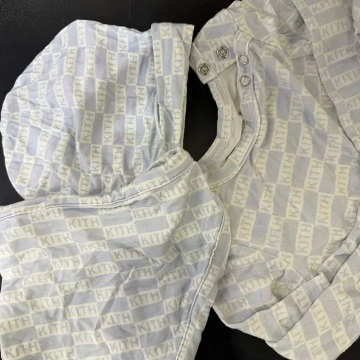 [BUNJANG] KITH Baby Monogram Gift Set (Sterling Blue) / KITH 베이비 모노그램 기프트 세트  (스털링 블루)