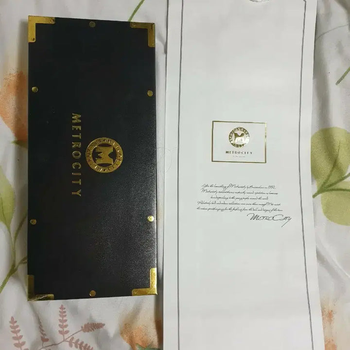 [BUNJANG] Metrociti Wallet Box Case Shopping Bag / 메트로시티 지갑 박스 케이스 쇼핑백