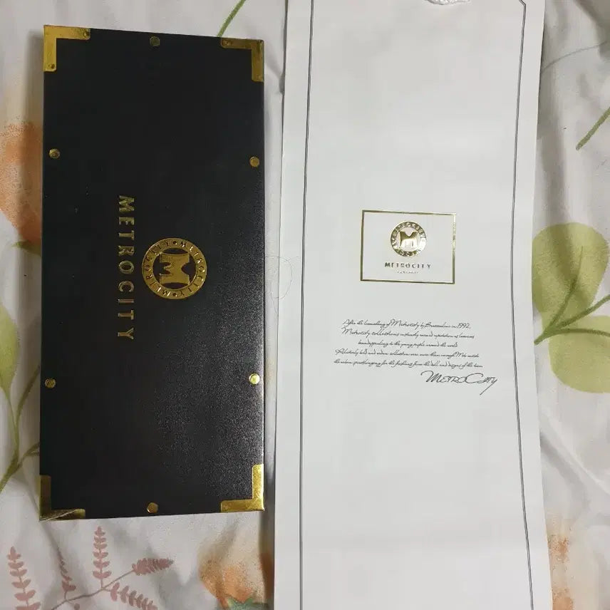 [BUNJANG] Metrociti Wallet Box Case Shopping Bag / 메트로시티 지갑 박스 케이스 쇼핑백