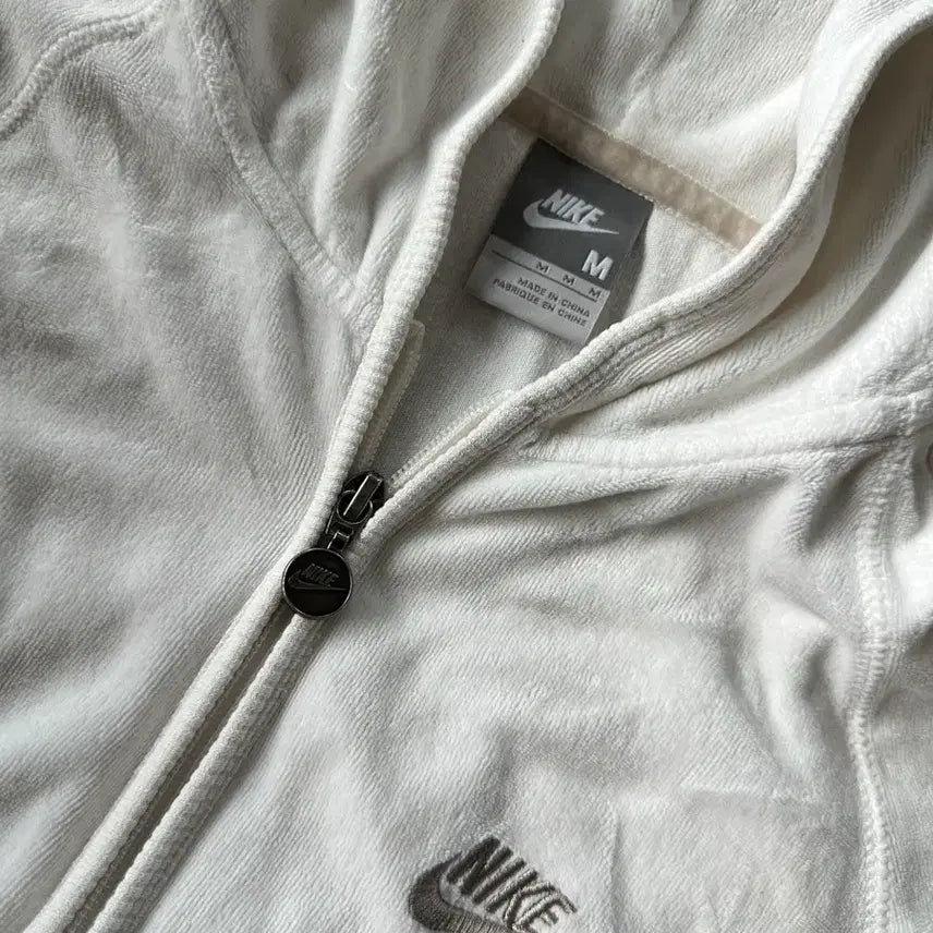 [BUNJANG] Nike Velvet Hooded Zip-Up White / 나이키 벨벳 후드집업 화이트