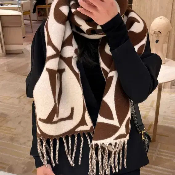 [BUNJANG] Louis Vuitton Brown Pattern Muffler / 루이비통 브라운패턴 머플러
