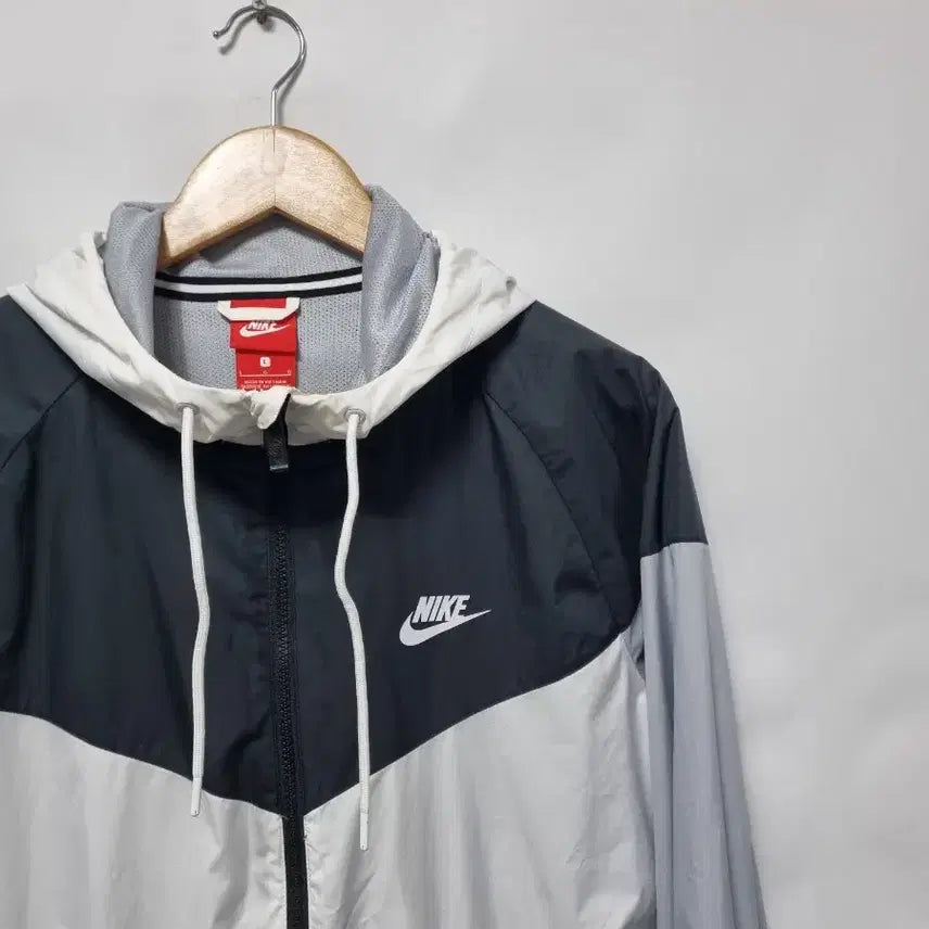 [BUNJANG] Nike Windrunner Jacket L / 나이키 윈드러너 바람막이 자켓 L