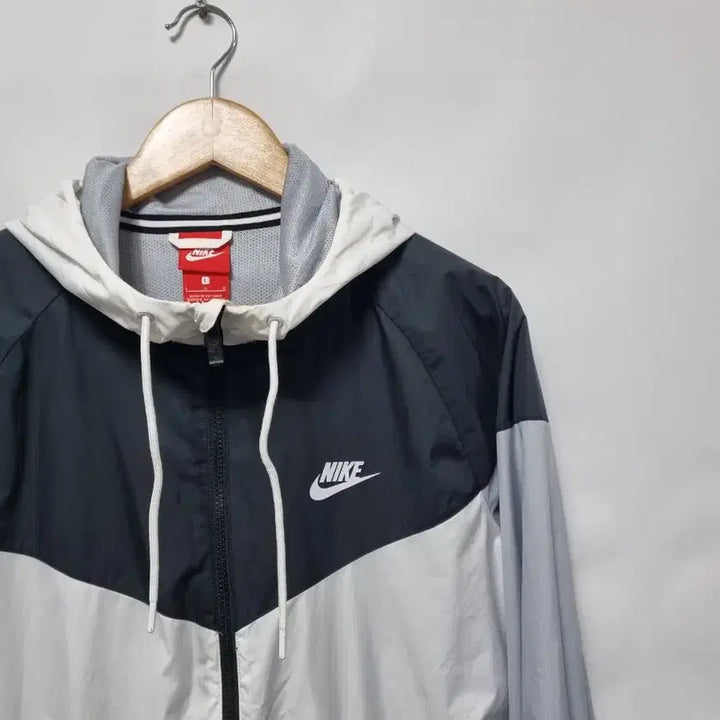 [BUNJANG] Nike Windrunner Jacket L / 나이키 윈드러너 바람막이 자켓 L