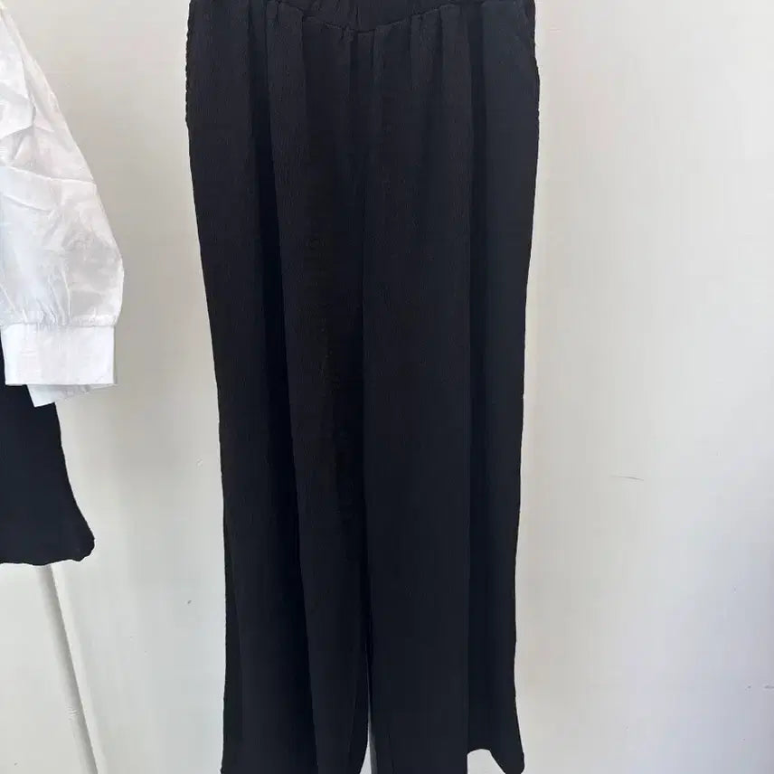 [SOLD OUT] (새상품) 뷔스티에 블라우스 상하세트 블랙