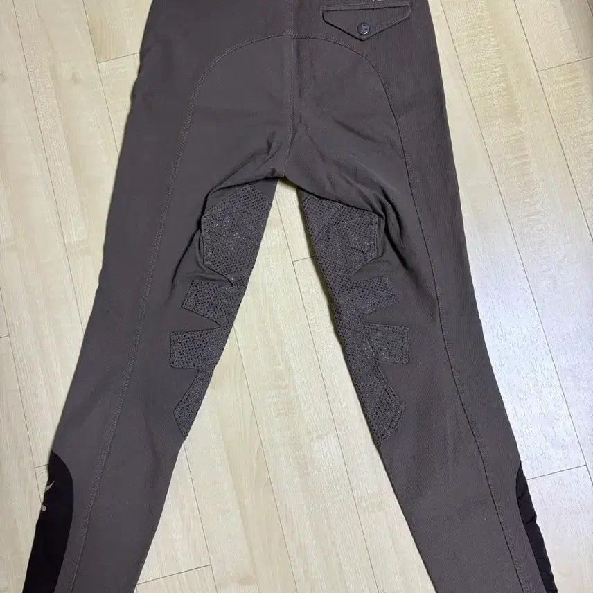 [SOLD OUT] 페나코바 승마바지 브라운 27