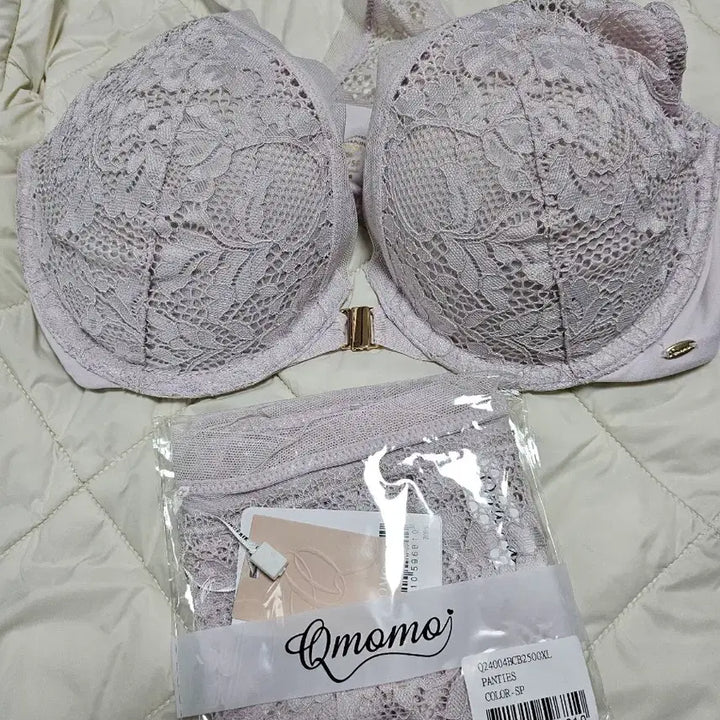 [BUNJANG] QmoMo Eiffel Front Hook Bra Set / 큐모모 75F 세트 75C 75D 아이펠 앞후크브라