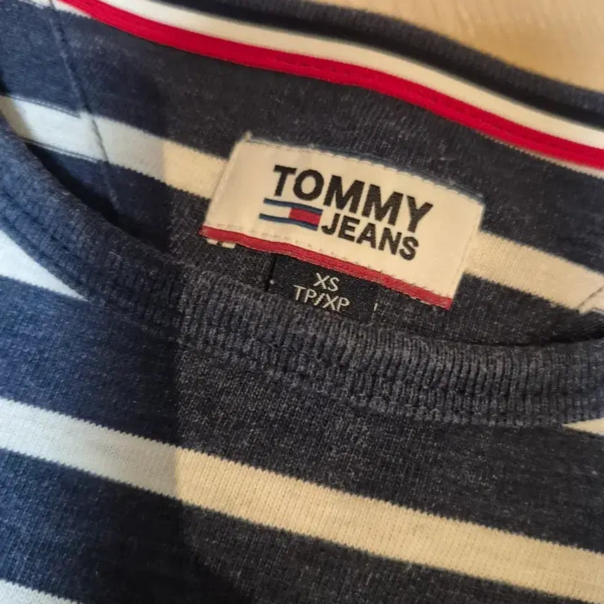 [BUNJANG] Tommy Hilfiger Striped Long Sleeve T-shirt / 타미힐피거