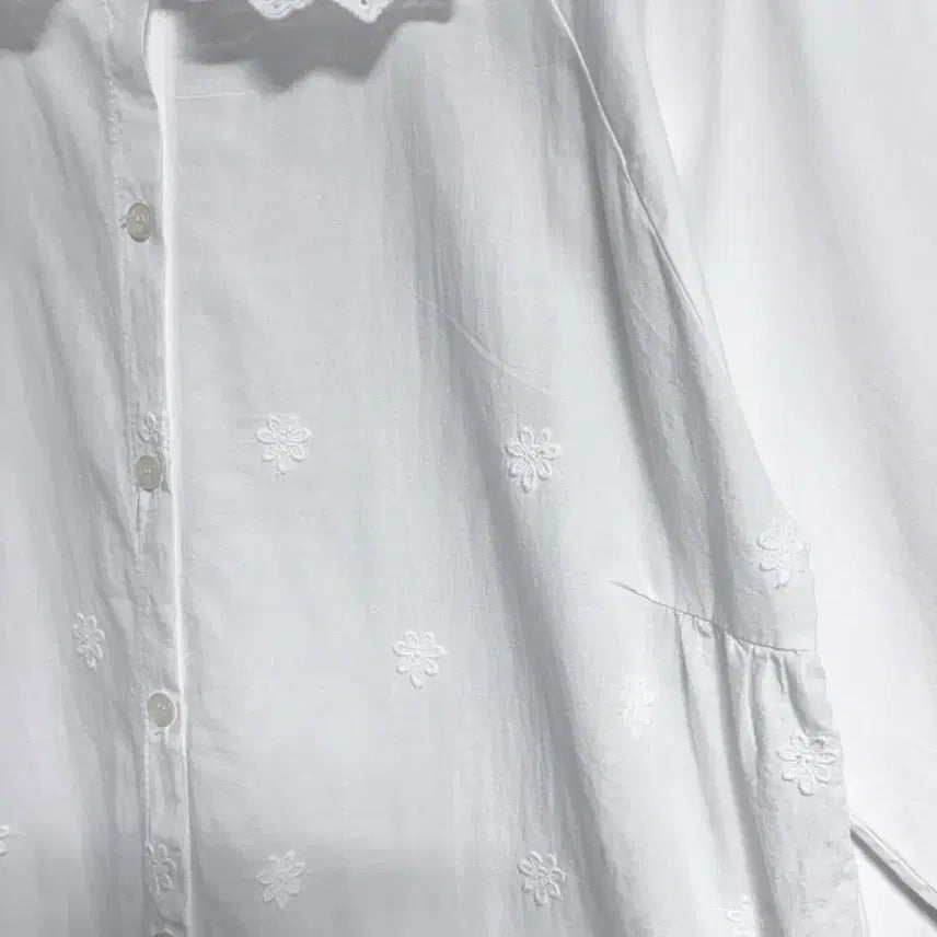 [BUNJANG] Cotton Lace Dress &amp; Floral Embroidered Blouse Set / 면 100% 레이스 원피스, 레이스 카라 꽃 자수 블라우스 세트