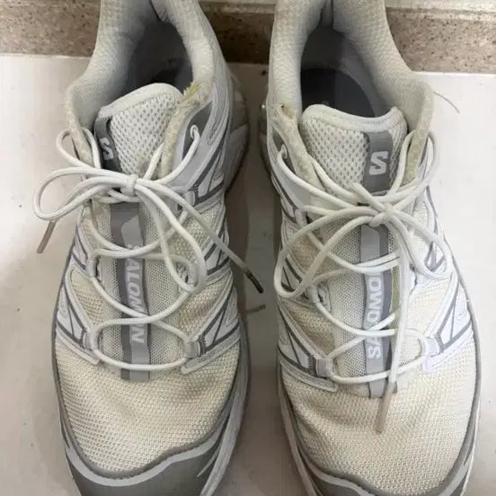 [BUNJANG] Salomon Hiking Shoes White 280 / 살로몬 운동화 신발 화이트 280