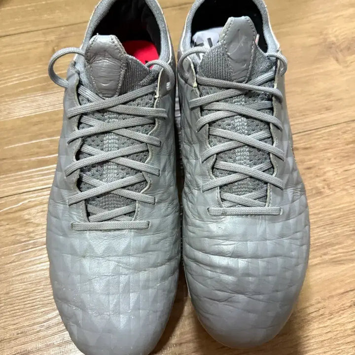 [SOLD OUT] 나이키 티엠포 축구화 260