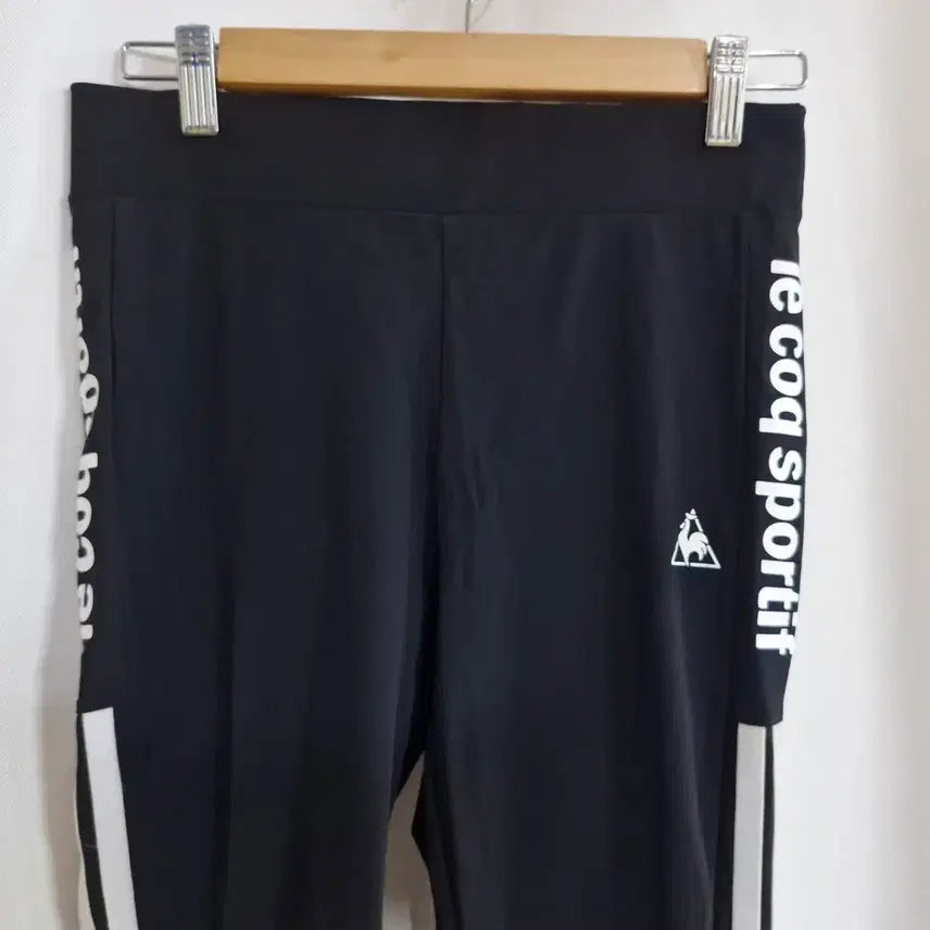 [BUNJANG] Le Coq Sportif Three-Striped Leggings Black / 르꼬끄 스포르티브 삼선 레깅스 블랙 바지
